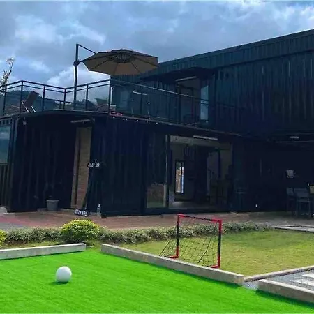 The Black Box Villa - Genting Highland Foot Area-3